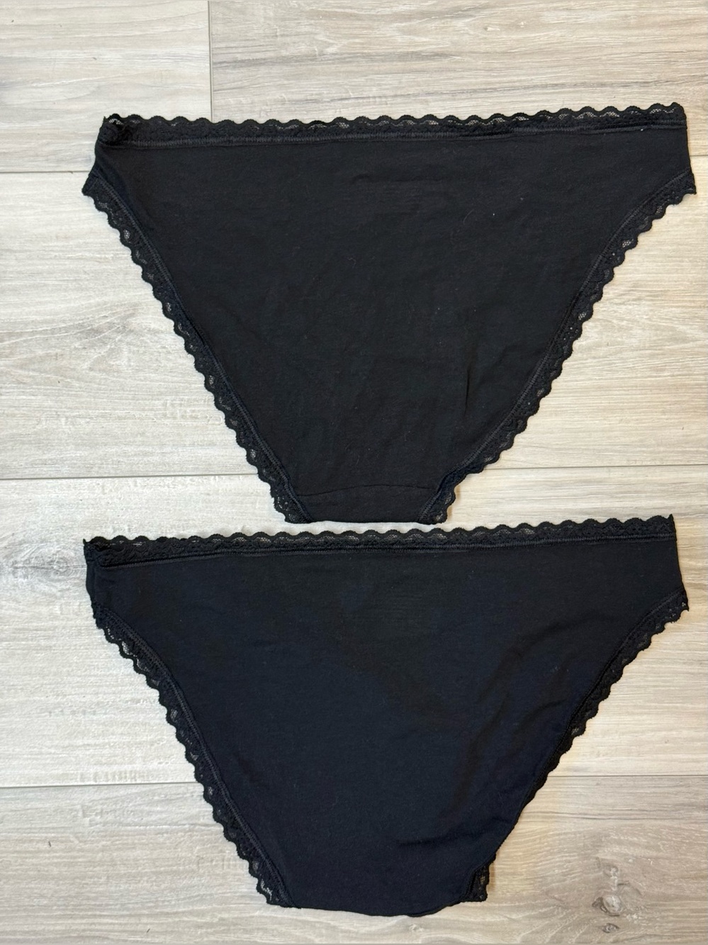 Victoria's Secret 4 Ribbed Lace Bikini Panties - White,Pink & Black NEVER WORN - Picture 7 of 8